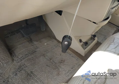 2010 Volkswagen Routan Sel from USA, damaged, VIN 2V4RW5DX7AR295265